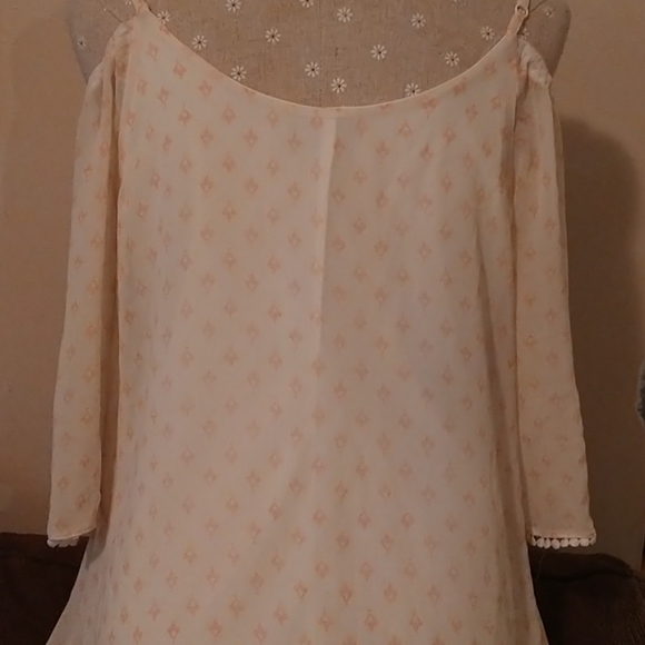 Lily Rose Dress - Picture 6 of 7